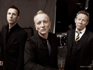 Manraze I Surrender sepia promo by Helen Collen (1)